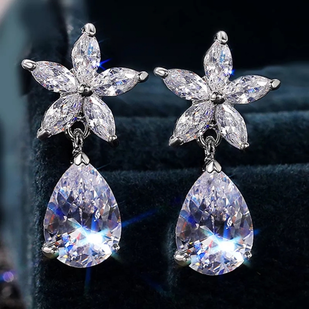 Romantic Shiny White Flower Tear Drop Earrings - Picture 3 of 4